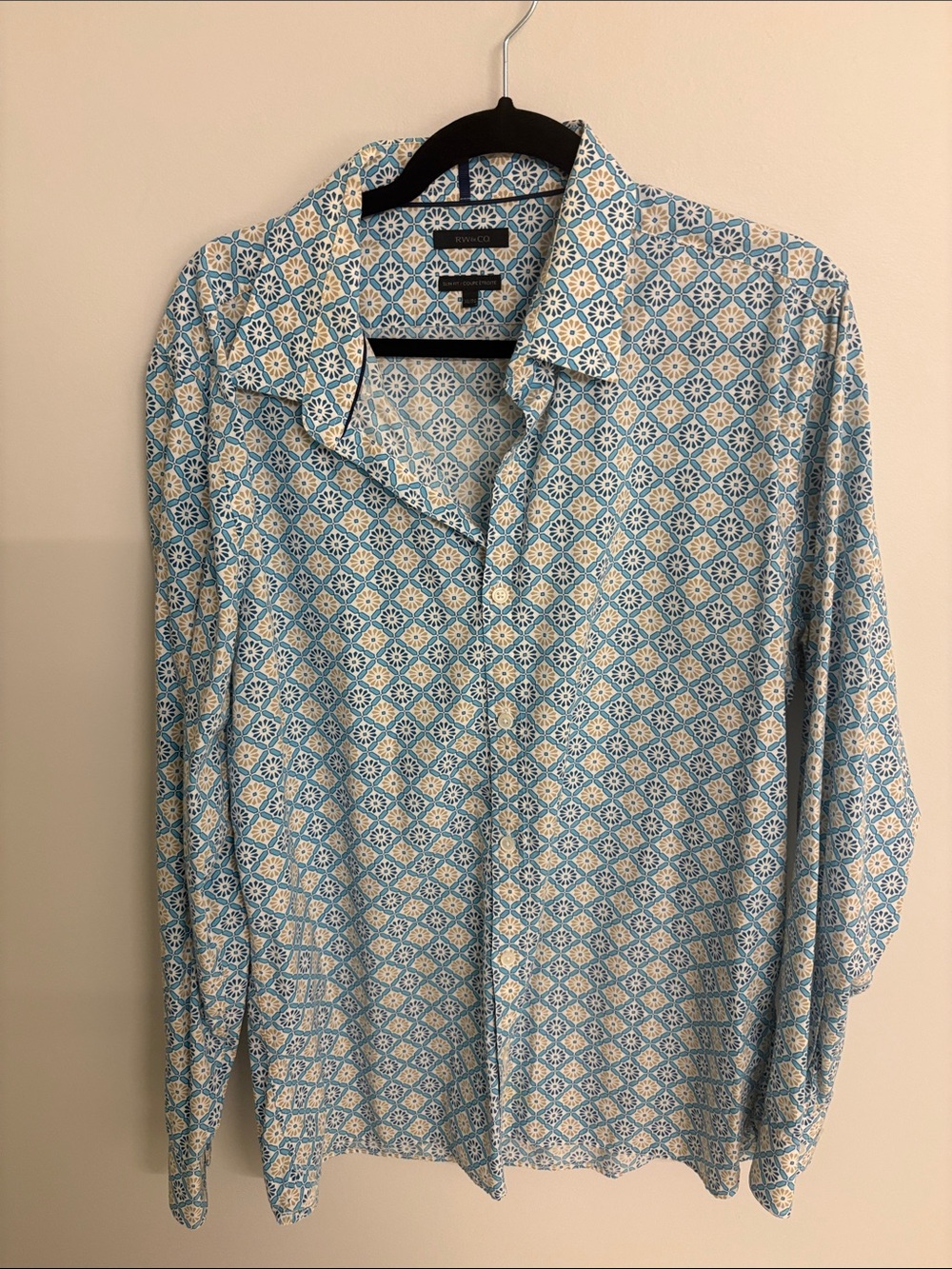 RW&CO. Blue and White Geometric Button-Down Shirt